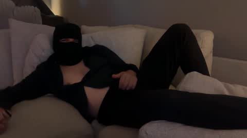 Pariain online show from March 6, 1:02 am