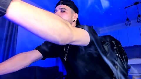 Paris online show from December 4, 10:41 pm