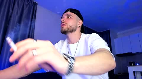 Paris online show from March 2, 5:12 am