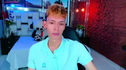 park_jimin1 online show from November 22, 12:16 pm