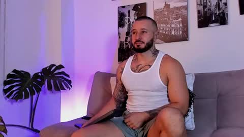 parker lavine online show from July 14, 2:16 am