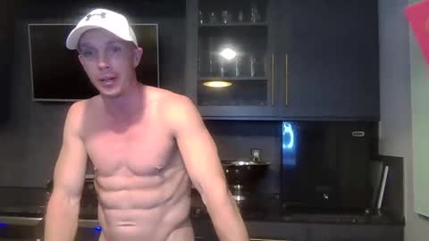 Snapshot of parkerflexes chatting on October 23, 3:43 am Parker online show from October 23, 3:43 am