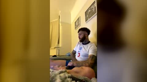 parkertom525 online show from May 23, 9:42 pm