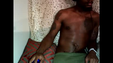 Snapshot of parlaytellio chatting on December 27, 4:26 am Parlay Tellio online show from December 27, 4:26 am