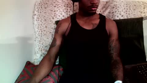 Snapshot of parlaytellio chatting on January 26, 8:13 pm Parlay Tellio online show from January 26, 8:13 pm