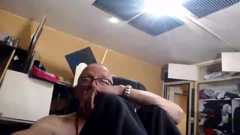 pascal88881 online show from December 24, 12:22 pm