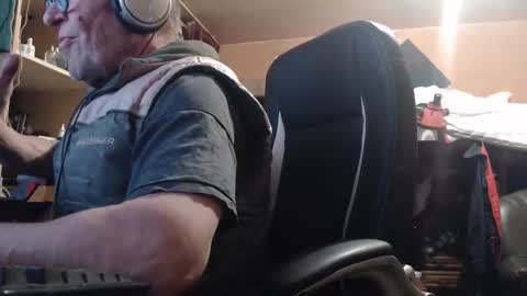 pascal88881 online show from January 6, 10:47 pm