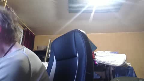 pascal88881 online show from October 15, 9:06 am