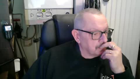 patjeooo online show from January 12, 3:49 pm