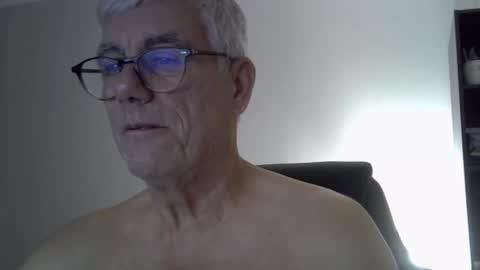 patrick5275 online show from October 11, 6:28 am