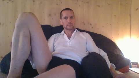 paueriwan online show from March 6, 10:41 am