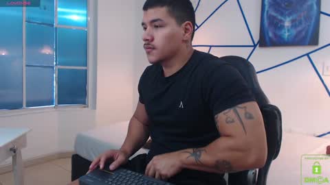 Paulo online show from December 18, 12:51 pm