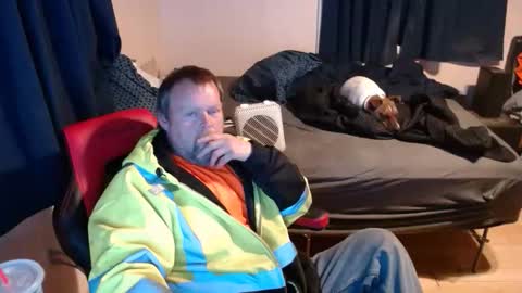 pecker40 online show from December 14, 11:56 pm