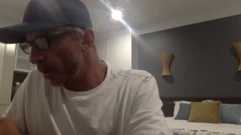 pedro________8 online show from January 4, 8:39 am