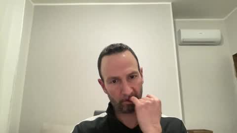 peppinslosqualo online show from February 15, 8:01 pm