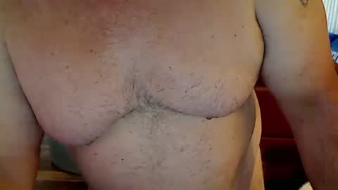 Snapshot of perfecto1957 chatting on October 24, 5:25 pm perfecto1957 online show from October 24, 5:25 pm