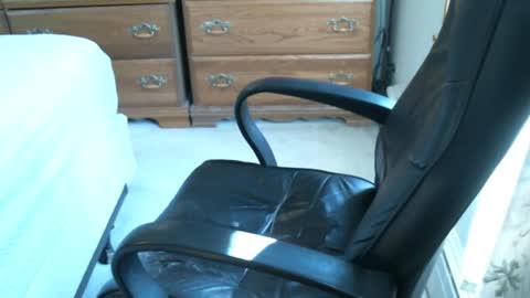 Snapshot of perkymalenipples chatting on October 5, 2:32 pm perkymalenipples online show from October 5, 2:32 pm