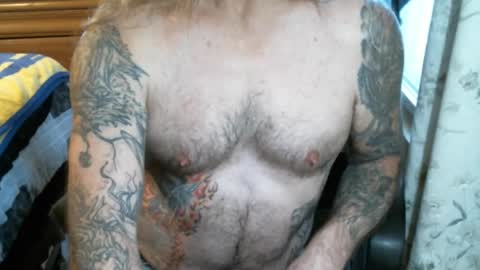 Snapshot of perkymalenipples chatting on January 15, 10:02 pm perkymalenipples online show from January 15, 10:02 pm