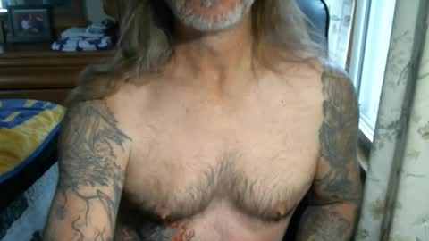 Snapshot of perkymalenipples chatting on January 2, 2:24 pm perkymalenipples online show from January 2, 2:24 pm