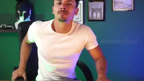 Snapshot of perseoo_88 chatting on February 27, 7:58 pm andres    online show from February 27, 7:58 pm