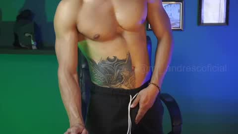 Snapshot of perseoo_88 chatting on October 21, 7:28 pm andres    online show from October 21, 7:28 pm