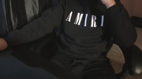 Lalo   x peruvianevil  ig peruvianevil  online show from December 6, 6:26 am