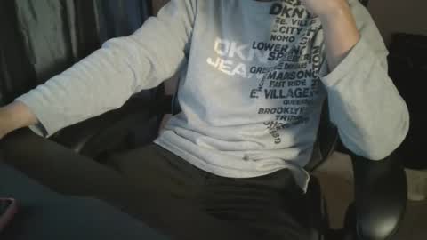 Lalo   x peruvianevil  ig peruvianevil  online show from December 27, 5:09 am