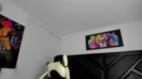 PeterColeman online show from December 22, 1:36 am