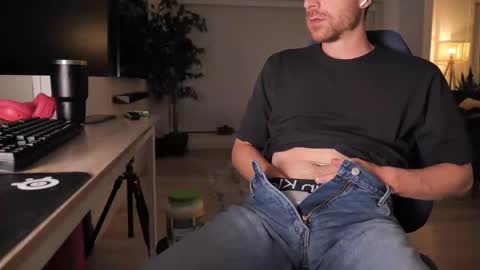 Peter Parker online show from October 19, 4:50 am