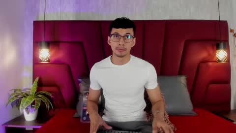 Milo online show from April 26, 12:35 pm