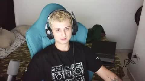 philip_dj online show from June 22, 10:42 am