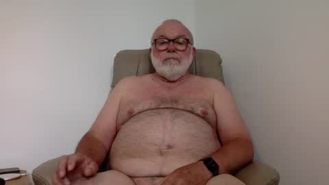 phozzagain online show from July 7, 6:47 am