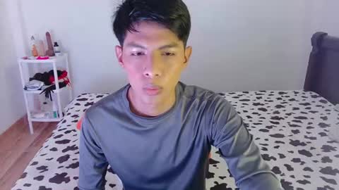 phuwin online show from July 8, 11:03 am