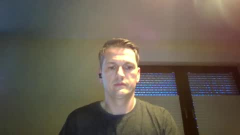 piercingsxxx online show from March 7, 4:33 pm