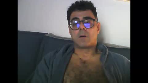 pierinopeste online show from April 1, 11:23 am