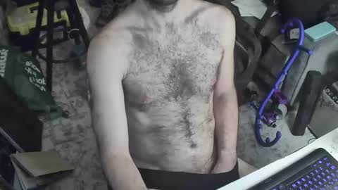 pigs_in_space online show from January 10, 3:05 pm