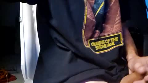 Snapshot of pineappletaste chatting on October 7, 9:02 am pineappletaste online show from October 7, 9:02 am