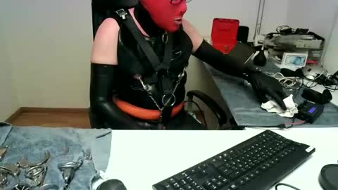 pinkrodex online show from March 9, 11:54 pm