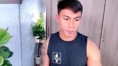 ethan online show from November 17, 12:19 pm