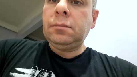 Snapshot of pixel53 chatting on October 23, 10:02 pm Gkay53 online show from October 23, 10:02 pm