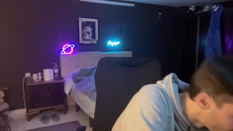 placebo14 online show from February 5, 9:33 pm