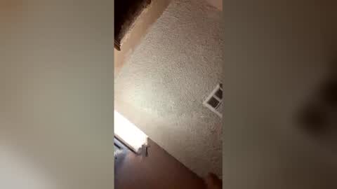 Pretty Thick  Long... online show from December 4, 10:11 am