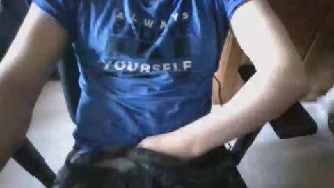 playitsaif11023 online show from November 1, 9:02 am