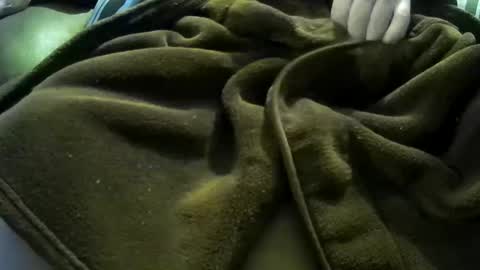 pleezsukit online show from February 28, 1:47 pm