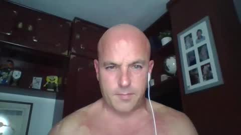 pocoyotop online show from June 4, 10:05 pm