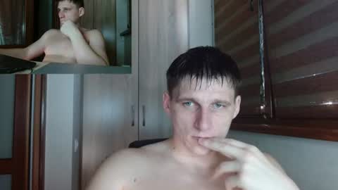 Poliglotjoe2 online show from July 15, 2:46 pm