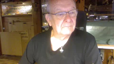 pomme1949 online show from February 19, 9:50 am