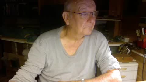 pomme1949 online show from December 9, 9:06 am