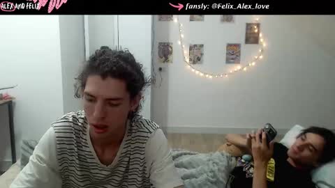 Snapshot of pomo_07 chatting on September 25, 7:24 pm aleks ness online show from September 25, 7:24 pm