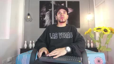 Snapshot of pool_vega chatting on October 6, 12:10 pm pool  online show from October 6, 12:10 pm